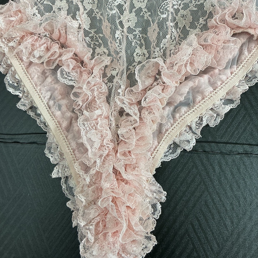 Vintage Elegant Pink Lace Bodysuit - Picture 4 of 5